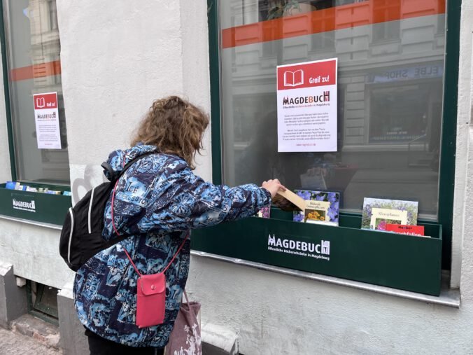 Bücherkiste Einsteinstraße