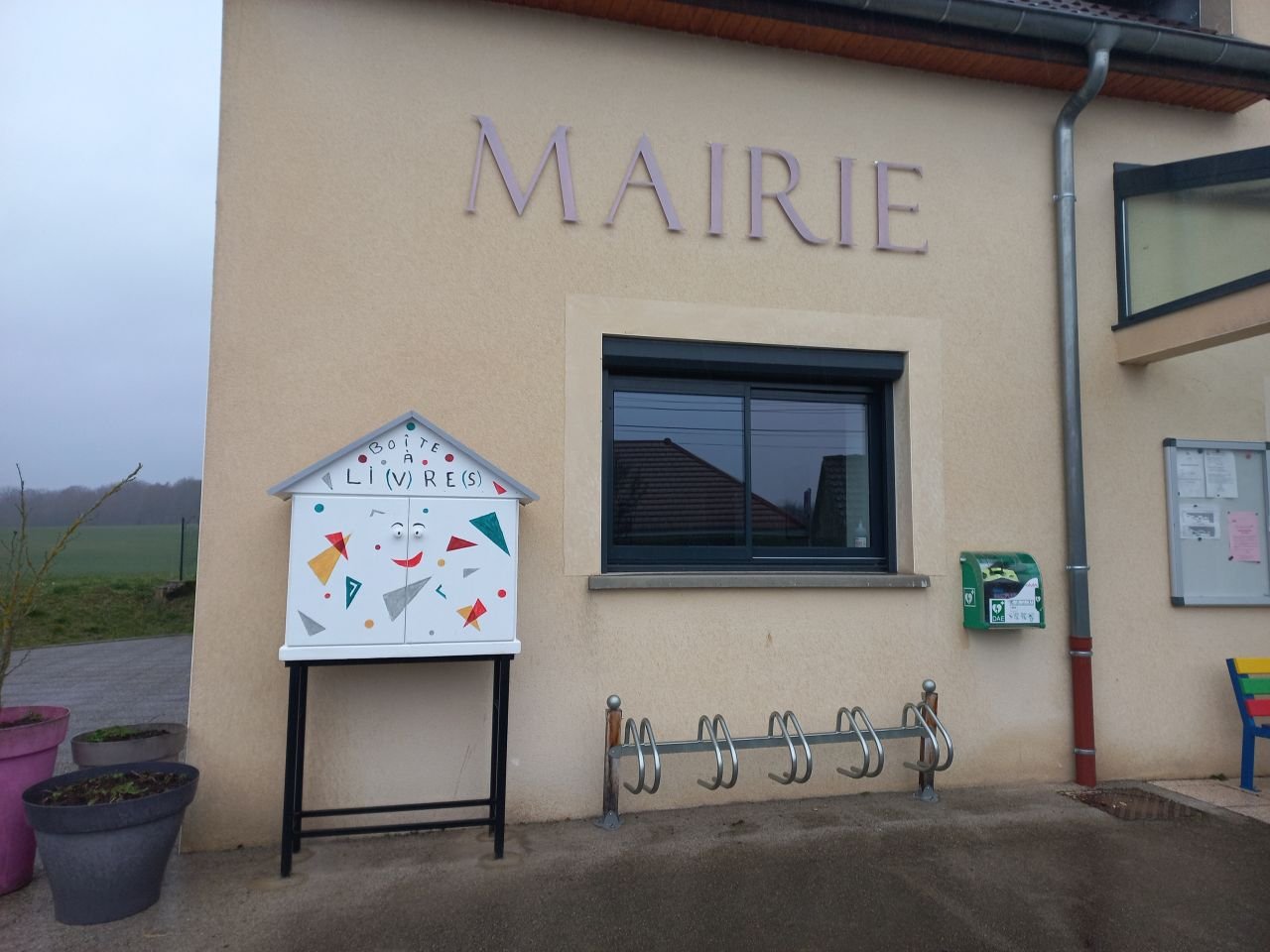 Boîte à li(v)re(s).