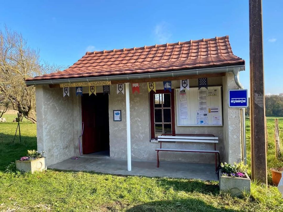 Chalet du livre vagabond